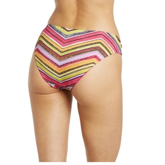 Becca by Rebecca Virtue pink Farah hipster reversible bikini bottoms M NWT - Picture 2 of 9